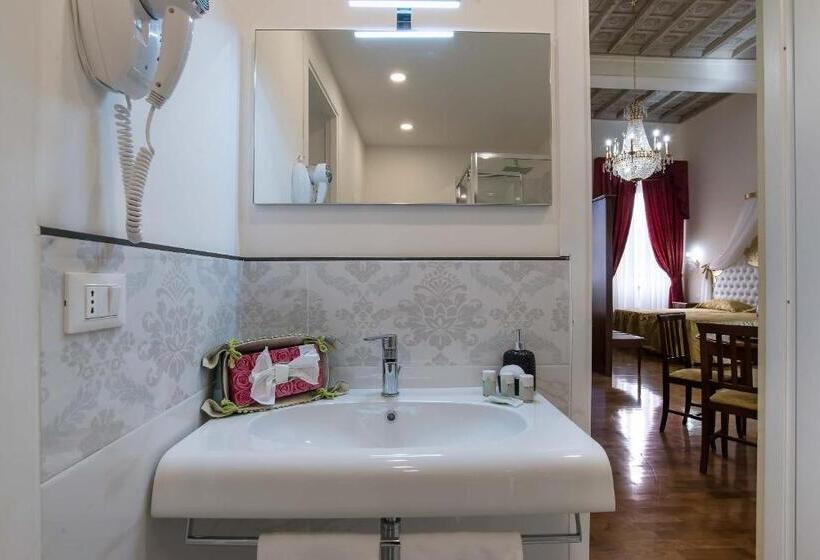 סוויטה, Trevi Rome Suite