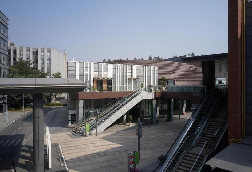 Люкс, Aloft Dongguan Songshan Lake