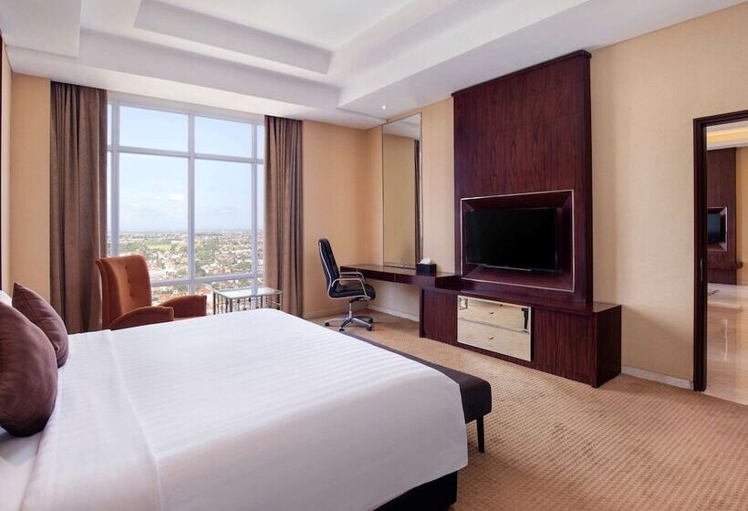 Номер Executive, Grand Mercure Solo Baru