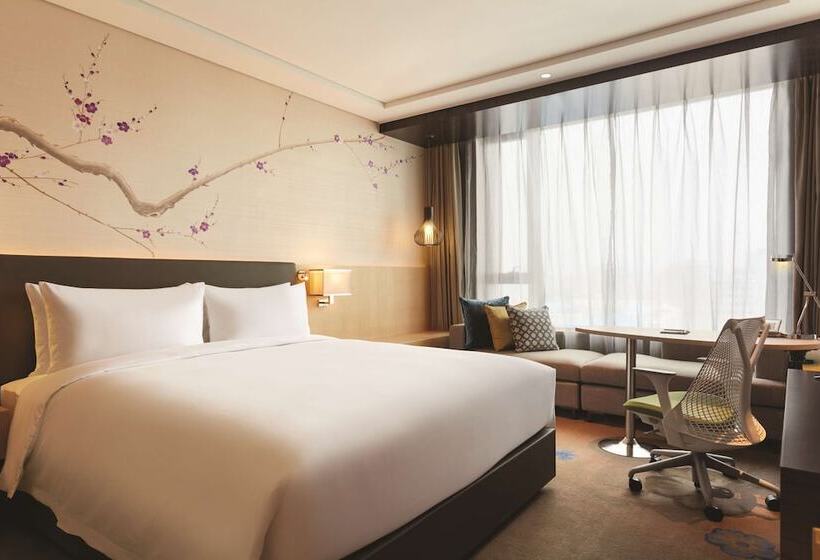 Номер Стандарт Двуспальная Кровать, Hilton Garden Inn Dandong