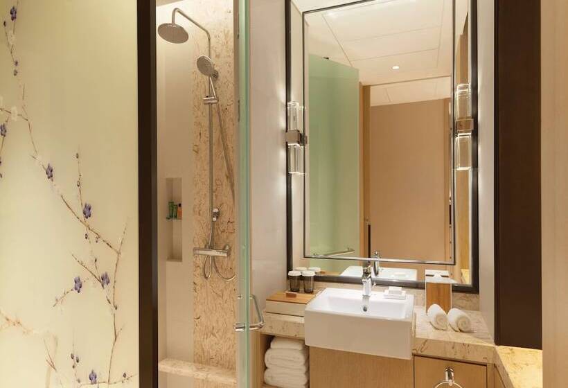 Номер Стандарт, Hilton Garden Inn Dandong