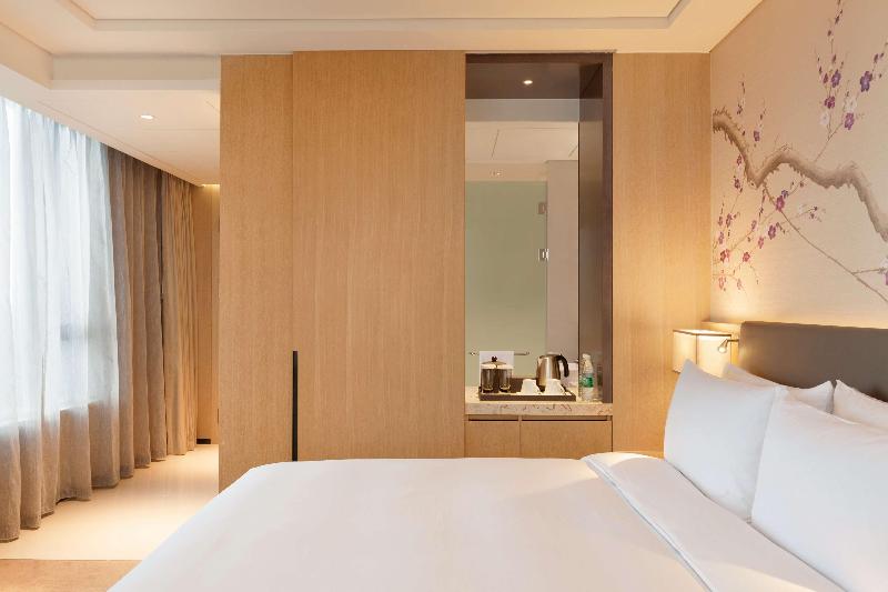 Стандартный Номер Кровать Кинг, Hilton Garden Inn Dandong