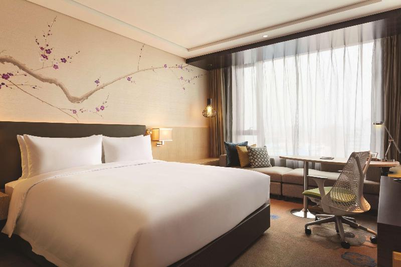 Стандартный Номер Кровать Кинг, Hilton Garden Inn Dandong