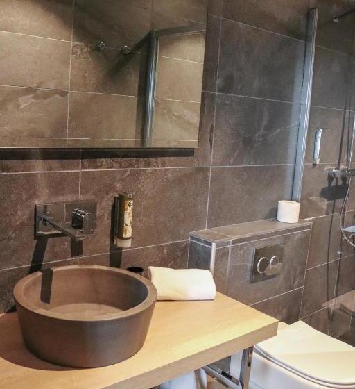 Дом 1 Спальня, Hôtel & Lodges Moby Dick
