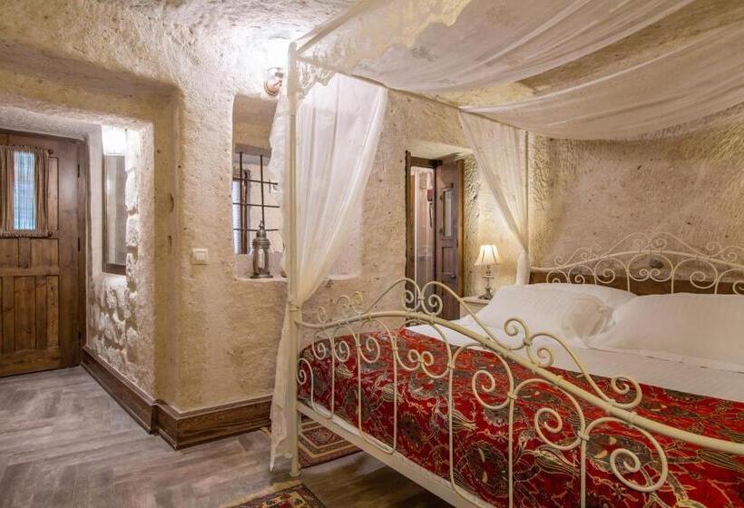 חדק דלוקס עם ג'קוזי, Cappadocia Minia Cave