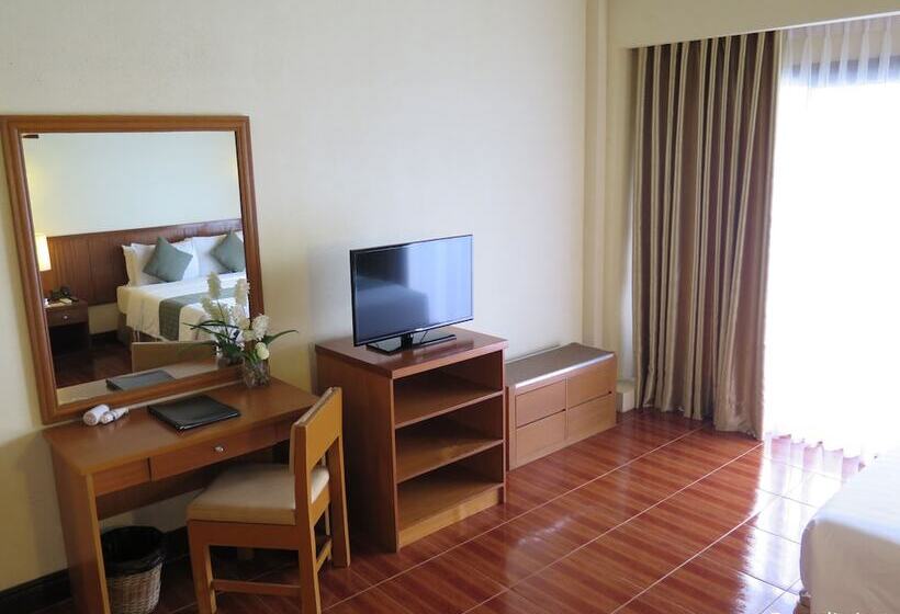 豪华湖景房, The Suites At Mount Malarayat