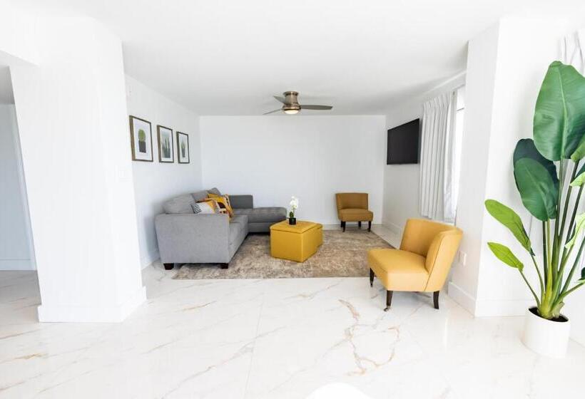 Люкс Superior Вид на Море, Grande Beach Resort