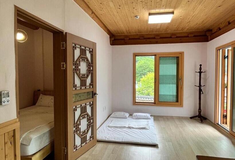 Номер Стандарт, Wanju Hanok Pension Hyurim