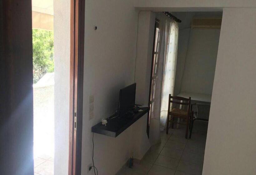 침실 1개 바다 전망 아파트, Agistri Apartments