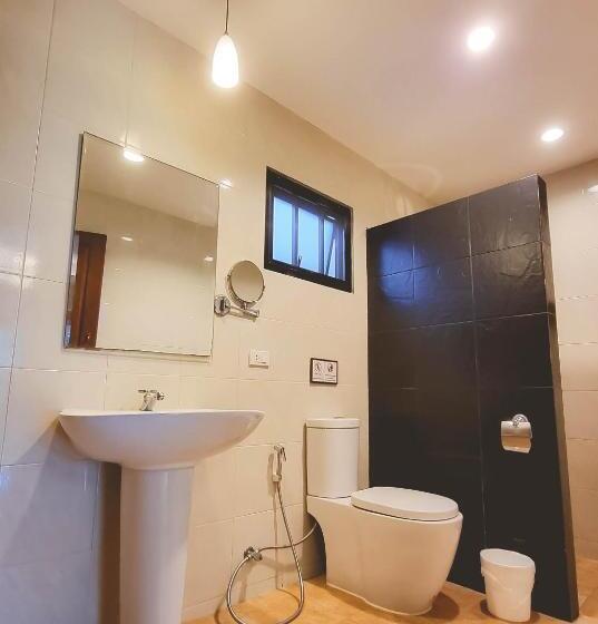 بنجلو قياسى مطل على البحر, Golden Bay Cottage   Sha Extra Plus