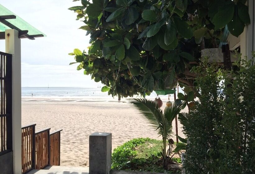 غرفة عائلية مطلّة علي البحر, Golden Bay Cottage   Sha Extra Plus