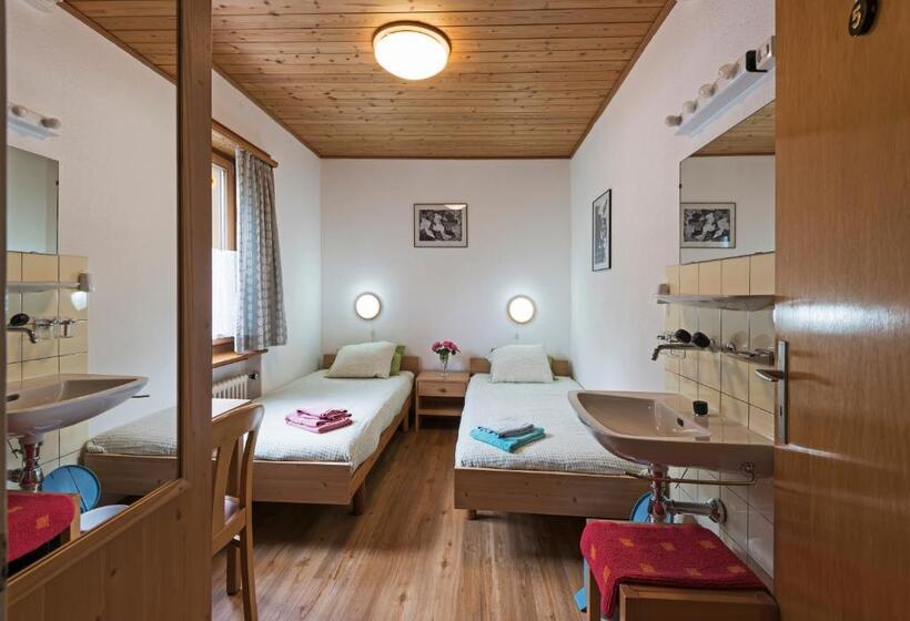带共用浴室的标准房间, B&b Pranzaira