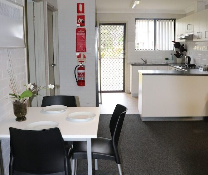 带4个卧室的别墅, Western Sydney University Village Hawkesbury   Campus Accommodation