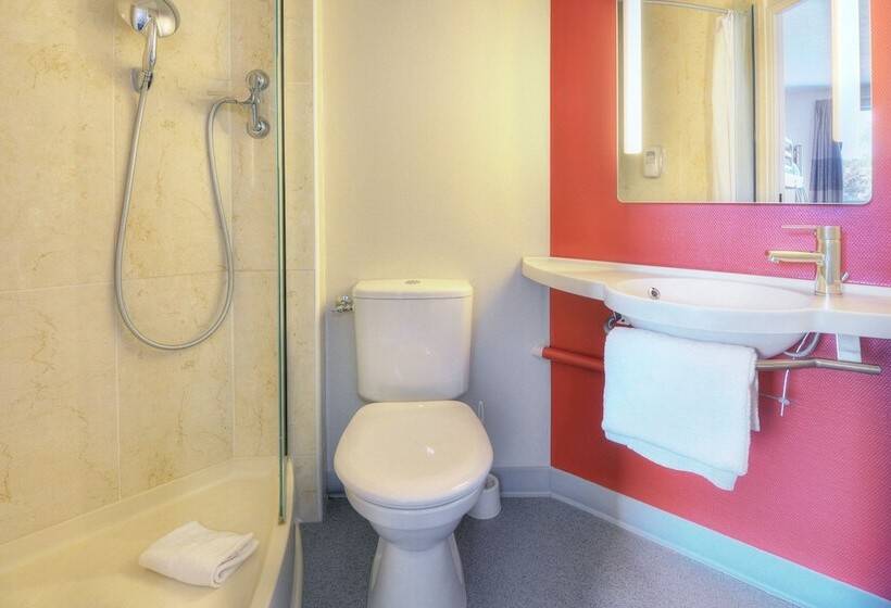 Номер Стандарт, B&b Hotel Brignoles