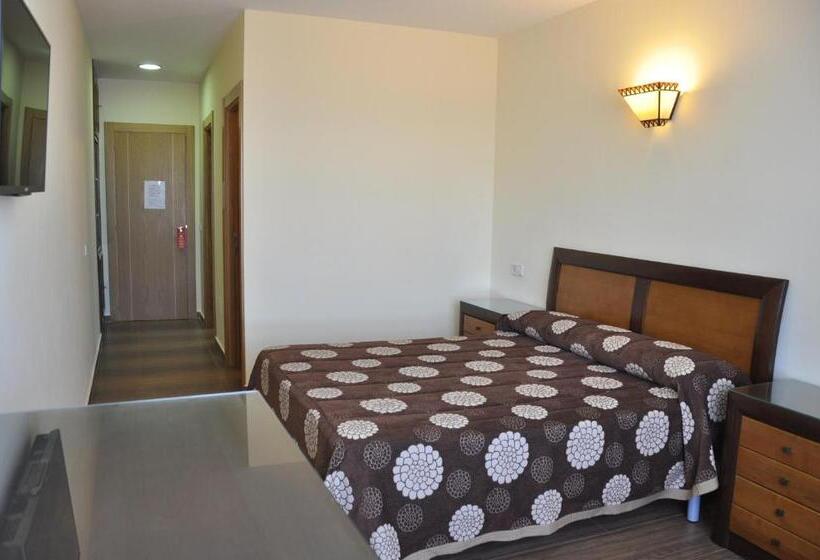 Habitación Estándar, De Alba