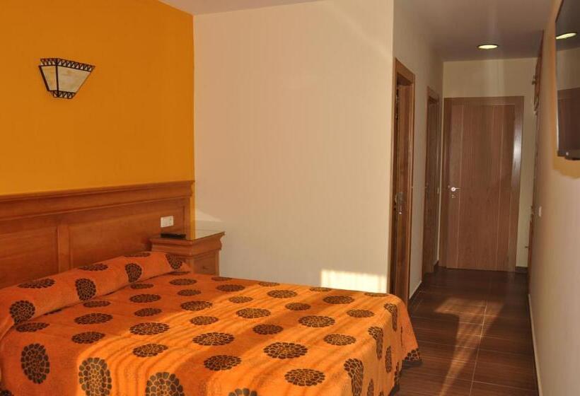 Habitación Estándar, De Alba