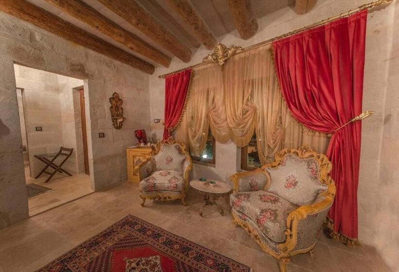 سوییت جونیور, Elika Cave Suites & Spa