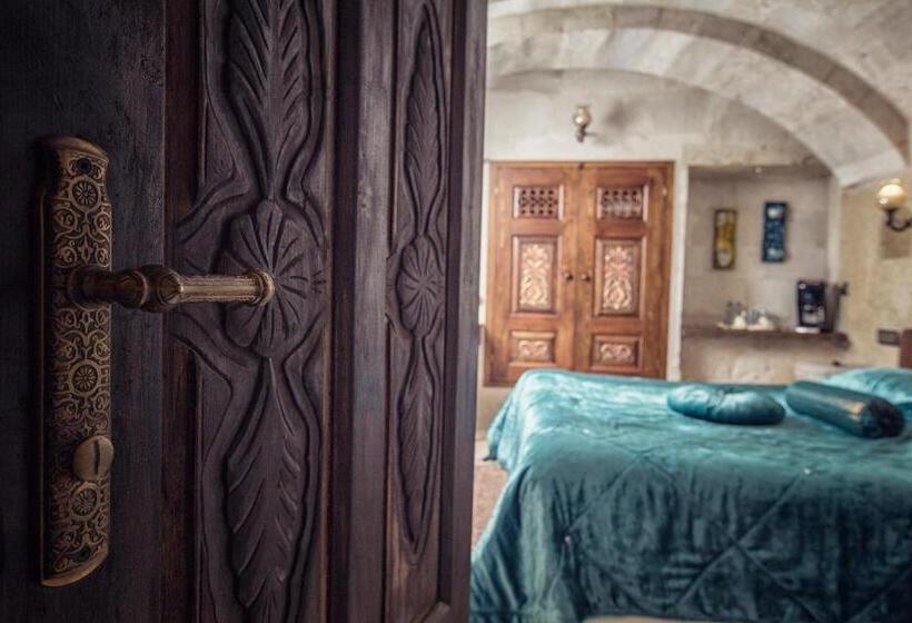 اتاق اکونومی, Elika Cave Suites & Spa