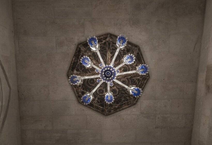 اتاق لوکس, Elika Cave Suites & Spa