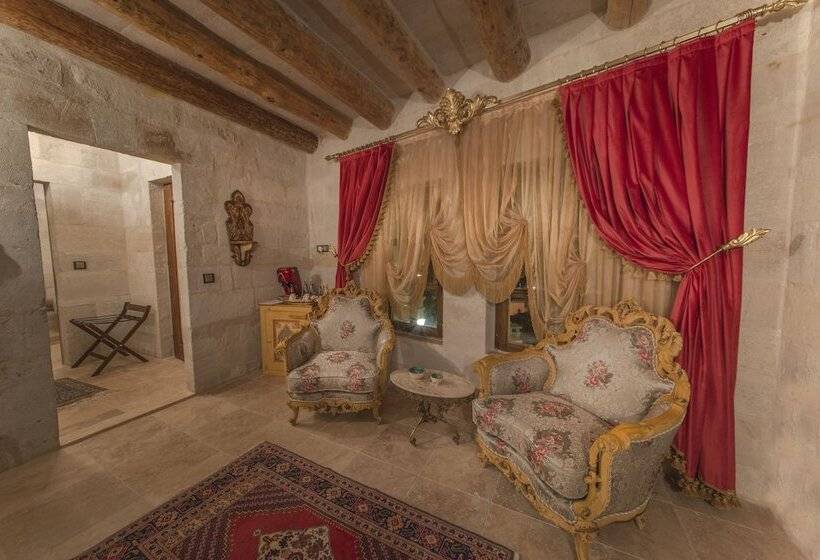 سوییت جونیور, Elika Cave Suites & Spa