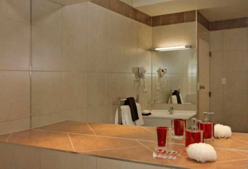 استودیوی استاندارد, Kiwi Studios Motel