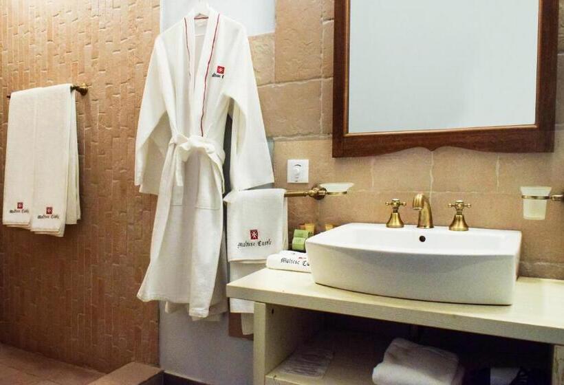 Standard Room with Balcony Side Sea View, Oasis Resort Lozenets