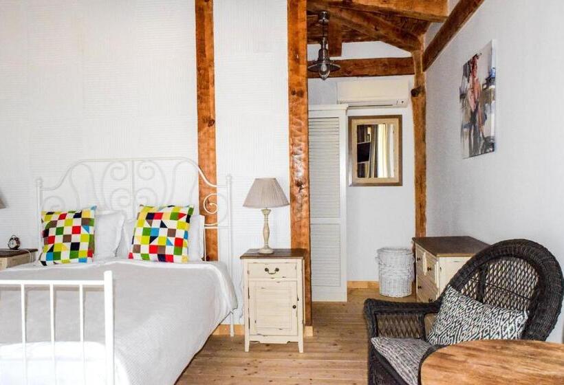 بانگلوی استاندارد, Oasis Resort Lozenets