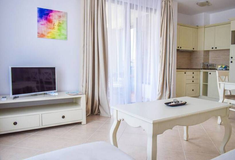 آپارتمان 2 خوابه با بالکن, Oasis Resort Lozenets