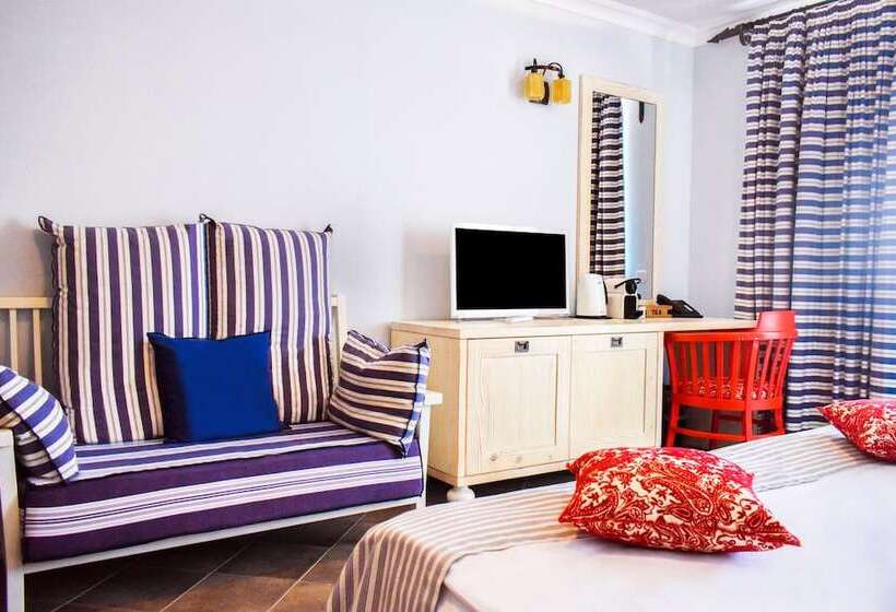 Standard Room with Balcony Side Sea View, Oasis Resort Lozenets