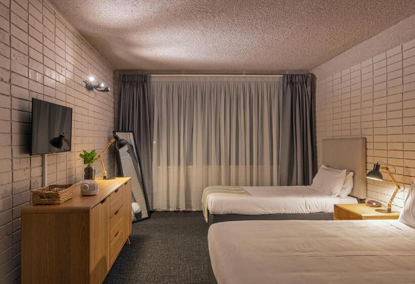 Номер Economy, Palms