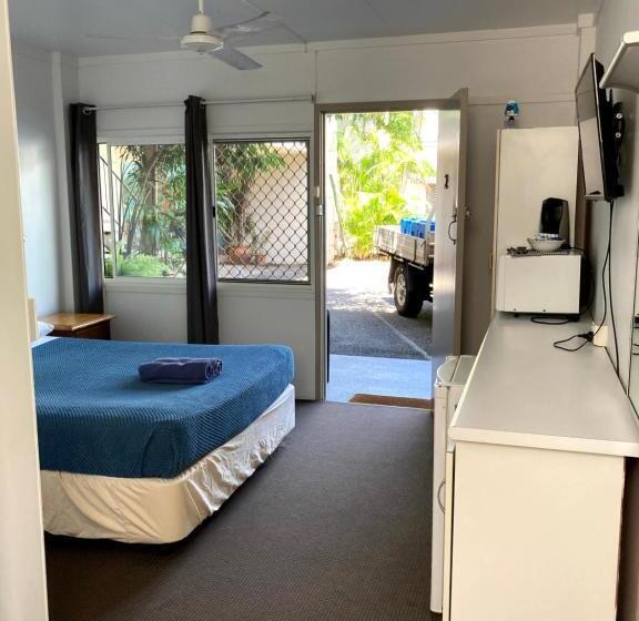 Номер Стандарт, Cairns City Motel
