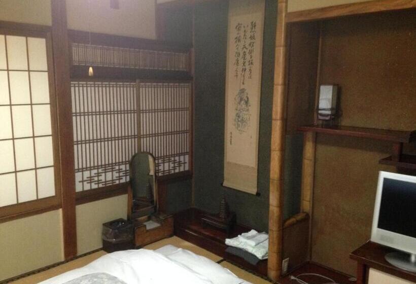 Номер Стандарт Трехместный, Chuokan Shimizuya Ryokan