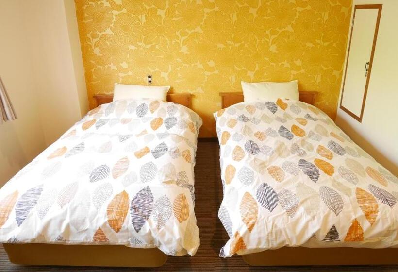 Номер Стандарт, K S House Hokkaido  Asahidake Onsen Hostel