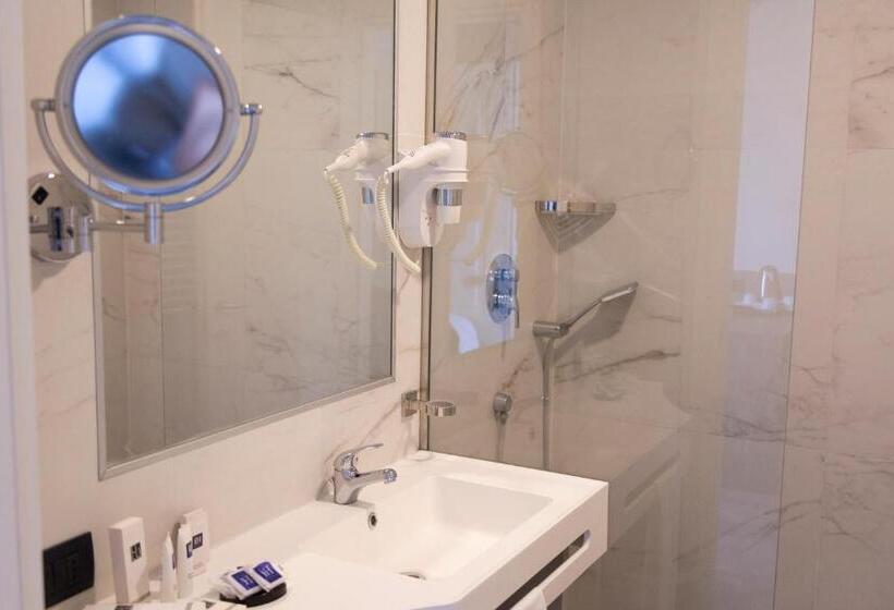 スーペリアールーム, Ih Hotels Milano St. John