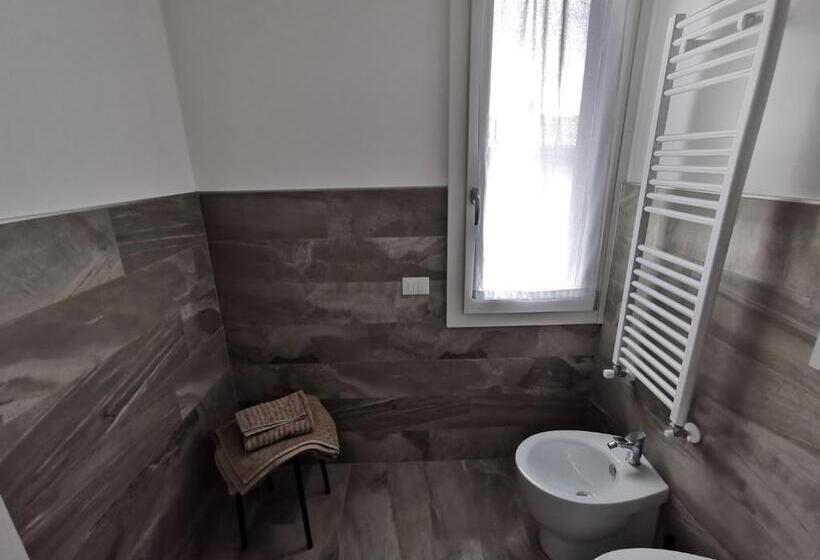 Номер Стандарт, B&b Desdema