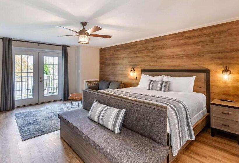 Люкс, Bayview Wildwood Resort, Ascend Hotel Collection