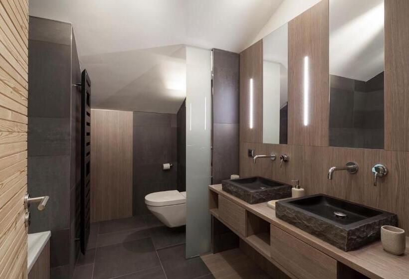 Семейный Номер, Mineral Lodge & Spa