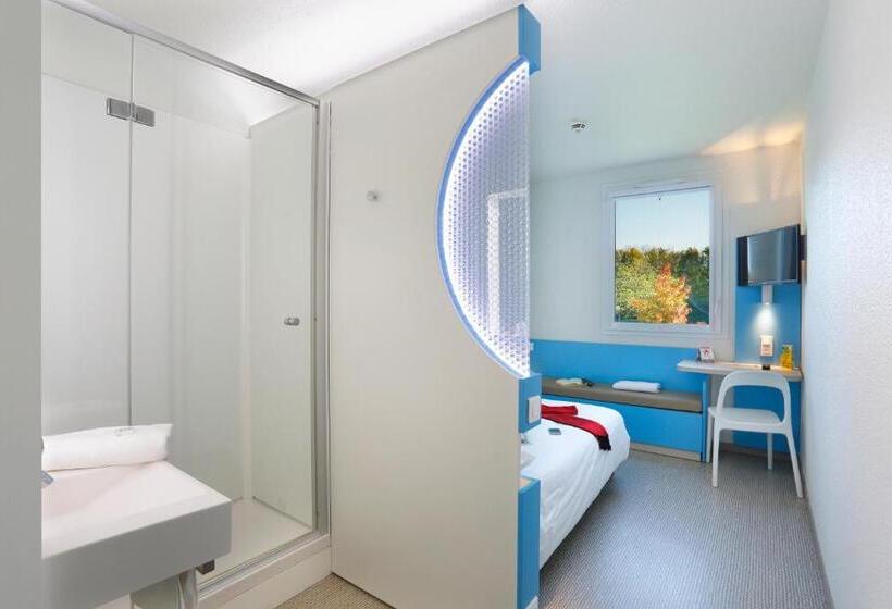 غرفة قياسية ثلاثية, First Inn Hotel Paris Sud Les Ulis
