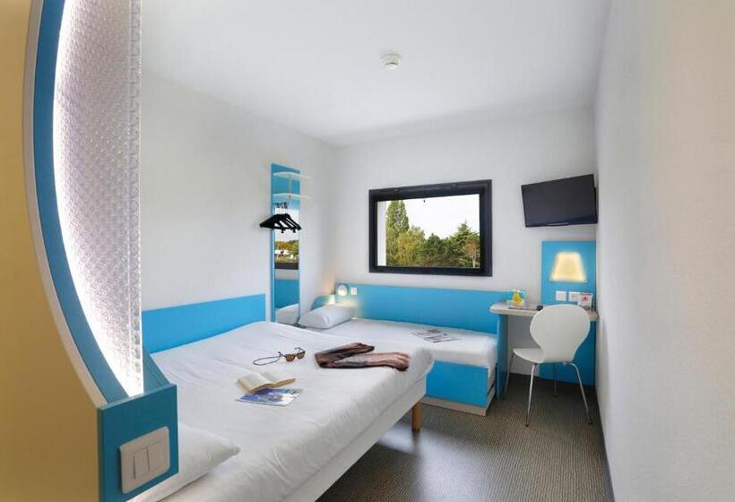 Номер Стандарт Трехместный, First Inn Hotel Paris Sud Les Ulis