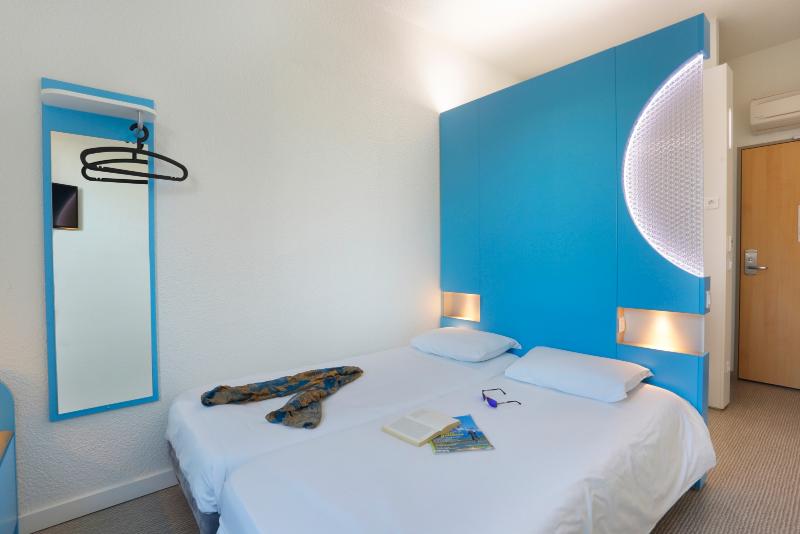 Номер Стандарт, First Inn Hotel Paris Sud Les Ulis
