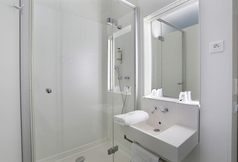 Номер Стандарт, First Inn Hotel Paris Sud Les Ulis