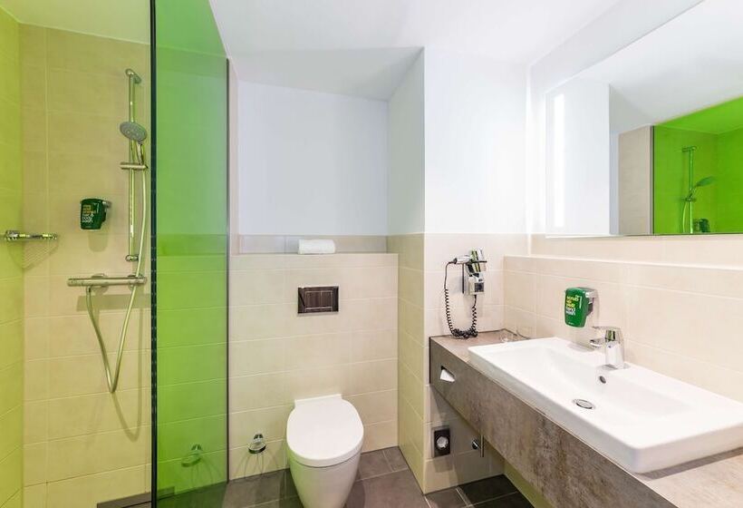 Семейный Номер, Park Inn By Radisson Neumarkt