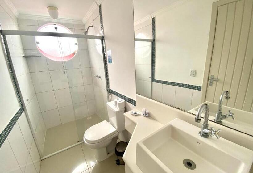Quarto Triplo Estandar, Pousada Maravilha De Paraty