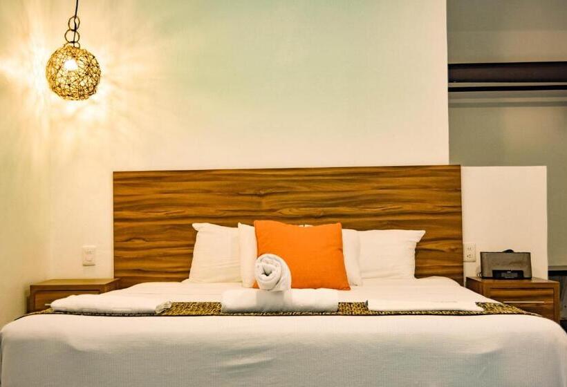 Superior Szoba King Size Bed, Siesta Fiesta Hotel Adults Only   5th Avenue