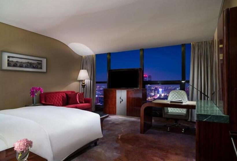 Quarto Superior Cama King, Sofitel Kunming