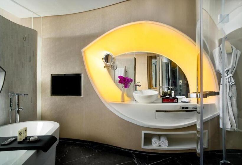 Полулюкс Клуб, Sofitel Kunming