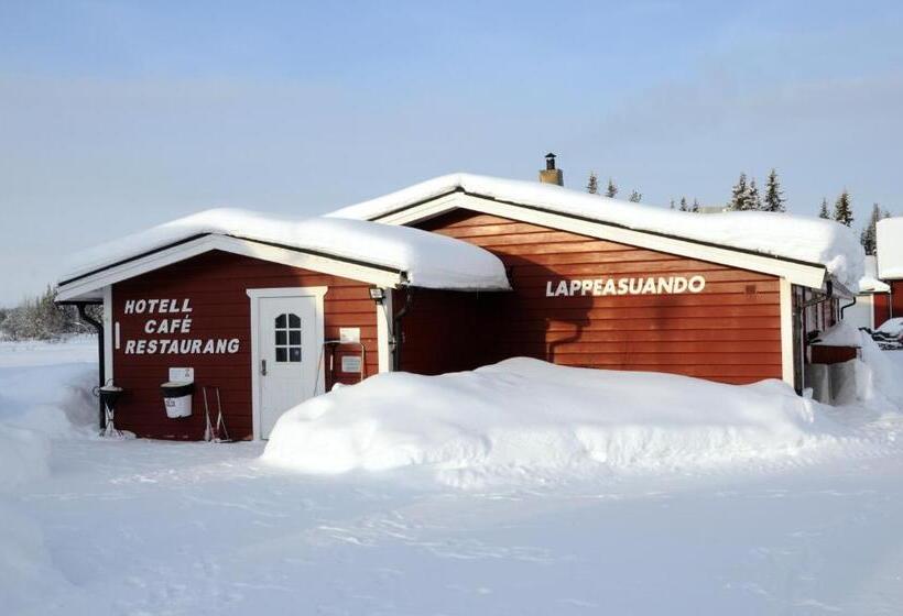 标准三人间, Lappeasuando Lodge