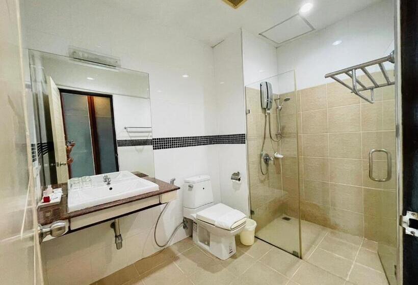 Номер Deluxe, The Sand Beach Pattaya