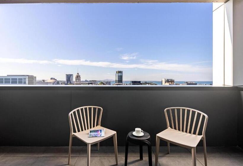 Апартаменты 2 Спальни, Quest Geelong Central