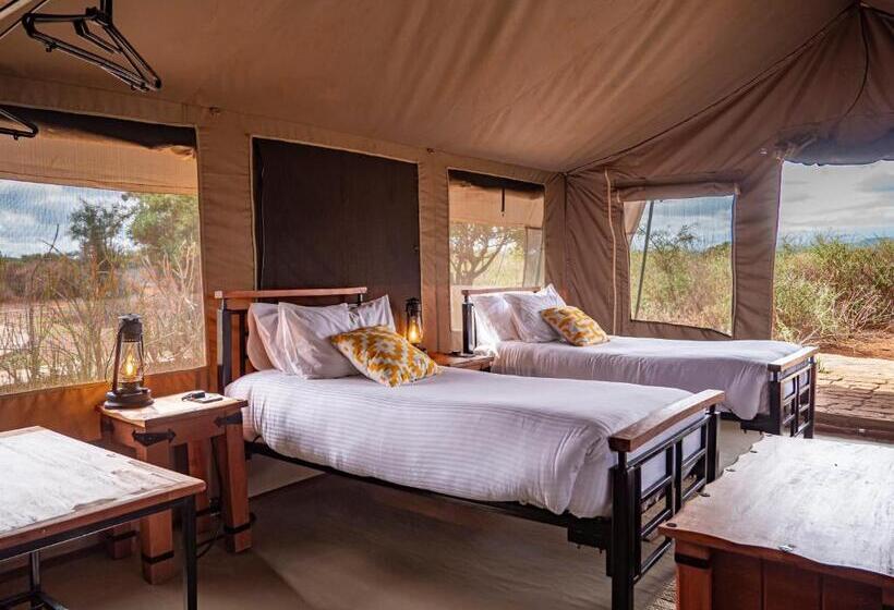 اتاق استاندارد با چشم‌انداز کوهستان, Tulia Amboseli Safari Camp